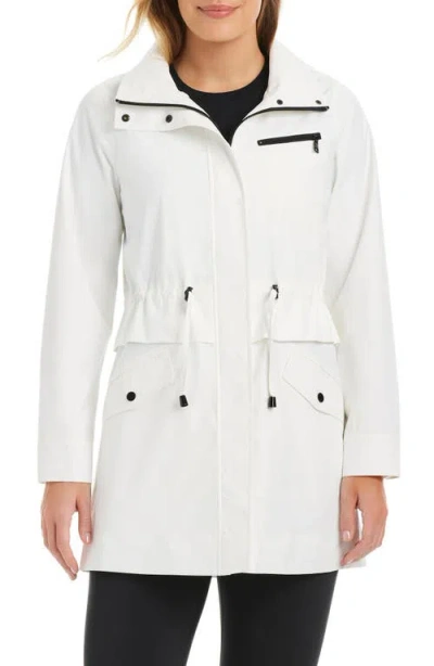 Vince Camuto Water Resistant Hooded Jacket In Spring White