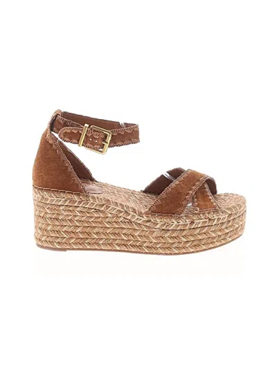 Pre-owned Vince Camuto Wedges In Brown