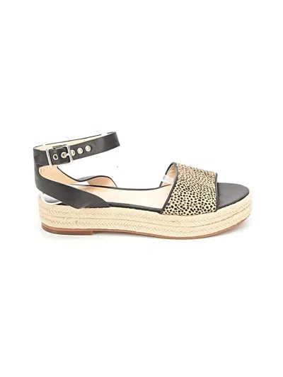 Pre-owned Vince Camuto Wedges In Gold