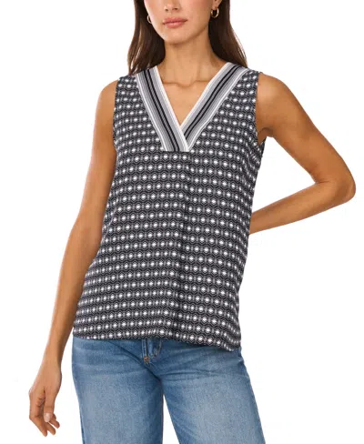 Vince Camuto Women's Printed V-neck Top In Rich Black