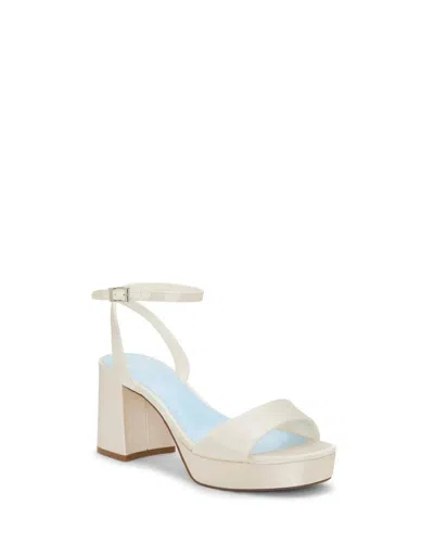 Vince Camuto Pendreya Platform Sandal In Neutral