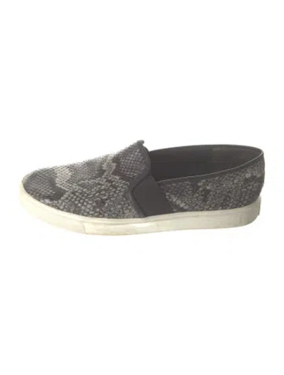 Pre-owned Vince Canvas In Multi