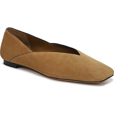 Vince Carmen Flat In Brown