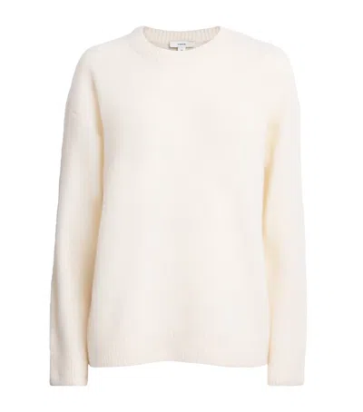 Vince Cashmere Crew Neck Knitted Sweater In Neutral
