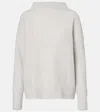 Vince Cashmere Turtleneck Sweater In Weiss