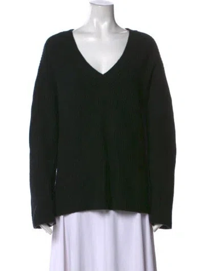 Pre-owned Vince Cashmere V-neck Sweater In Black