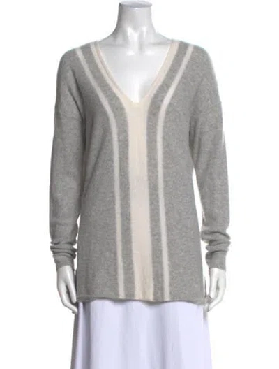 Pre-owned Vince Cashmere V-neck Sweater In Gray