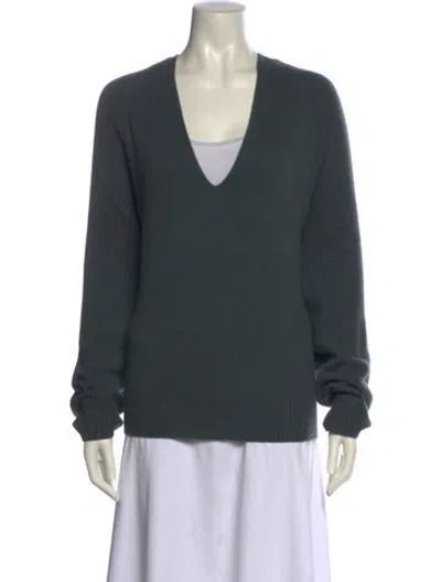 Pre-owned Vince Cashmere V-neck Sweater In Green