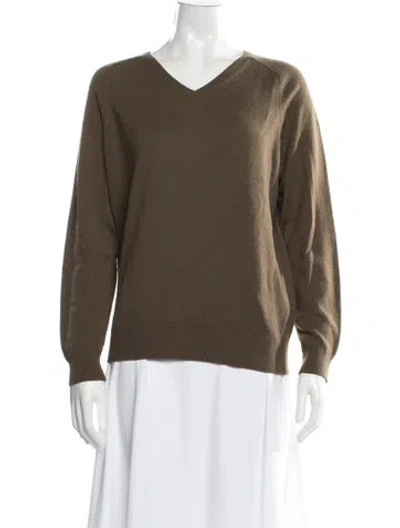 Pre-owned Vince Cashmere V-neck Sweater In Green