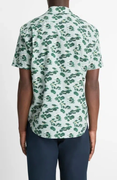 Vince Classic Fit Short Sleeve Button-up Shirt In Light Agave