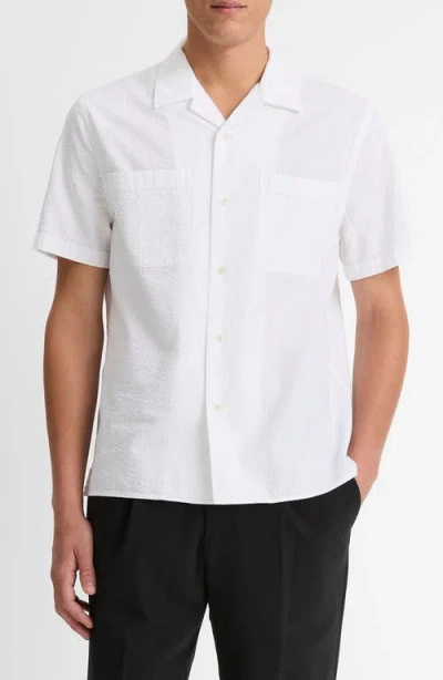 Vince Classic Fit Stripe Seersucker Camp Shirt In Blanco