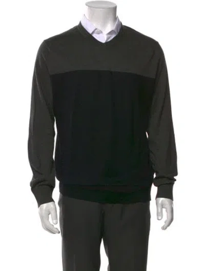 Pre-owned Vince Colorblock Pattern V-neck Pullover In Black