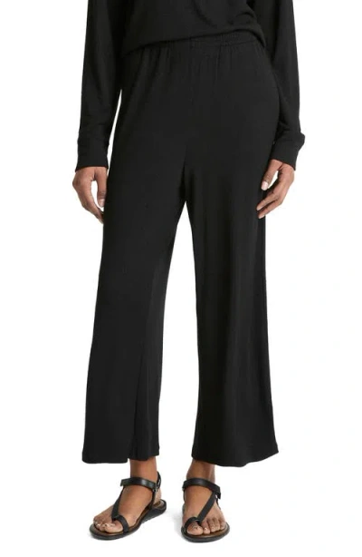Vince Crop Lounge Pants In Black