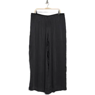 Vince Crushed Plissé Pull-on Pants In Black