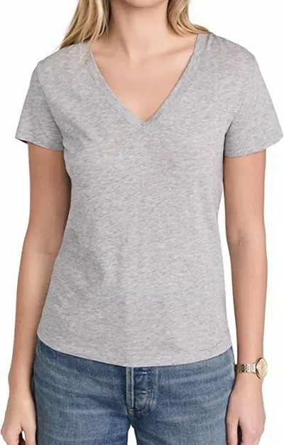 Vince Essential V Neck Tee In Heather Grey