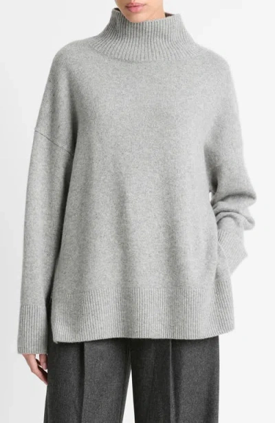 Vince Dropped Shoulder Turtleneck Sweater In Heather Silver