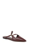 Vince Gilia Pointed Toe Flat In Red