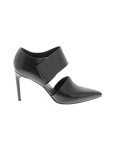 Pre-owned Vince Heels In Black