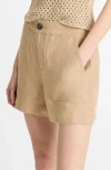 Vince Buttoned Knee-length Shorts In Burgundy