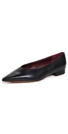 Vince Behati Womens Leather Slip On Flats Shoes In Black