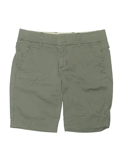 Pre-owned Vince Khaki Shorts In Green