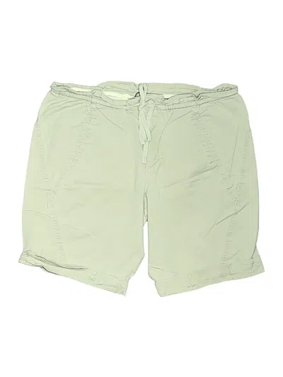 Pre-owned Vince Khaki Shorts In Green