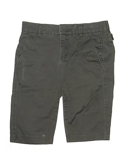 Pre-owned Vince Khaki Shorts In Green