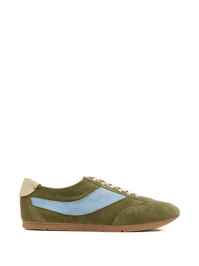 Vince La Runner Sneakers In Green