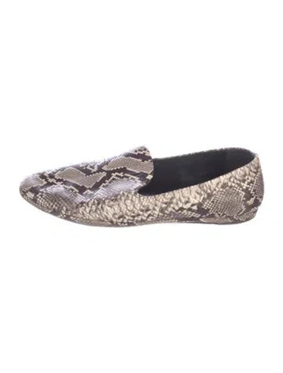 Pre-owned Vince Leather Animal Print Loafers In Black