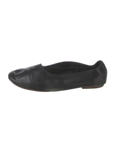 Pre-owned Vince Leather Ballet Flats In Black