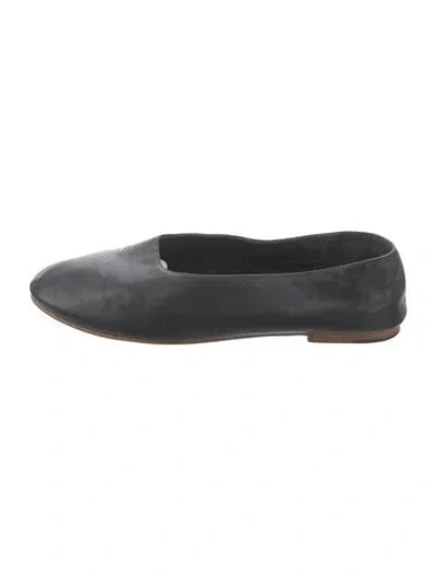 Pre-owned Vince Leather Ballet Flats In Black