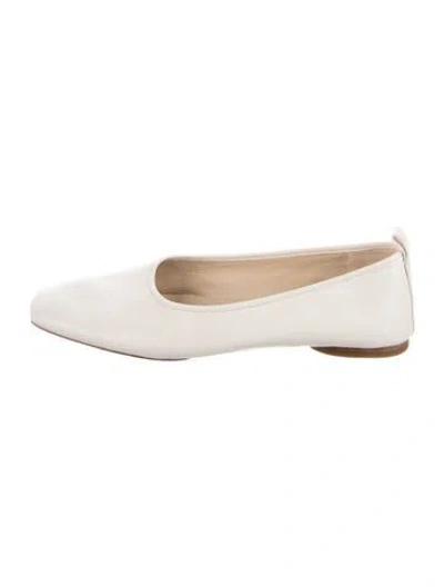 Pre-owned Vince Leather Ballet Flats In Neutral
