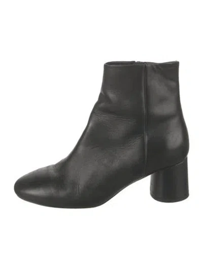 Pre-owned Vince Leather Boots In Black