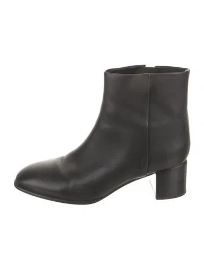 Pre-owned Vince Leather Boots In Black