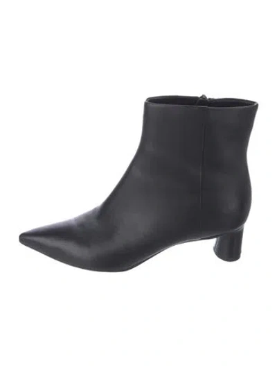 Pre-owned Vince Leather Boots In Black