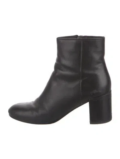 Pre-owned Vince Leather Boots In Black