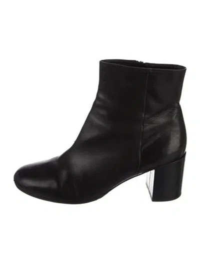 Pre-owned Vince Leather Boots In Black