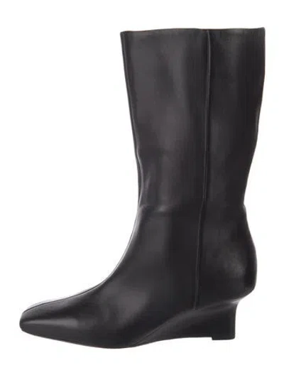 Pre-owned Vince Leather Boots In Black