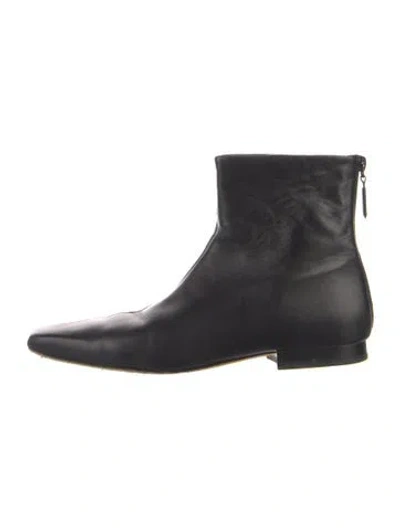 Pre-owned Vince Leather Boots In Black