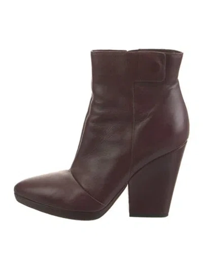 Pre-owned Vince Leather Boots In Burgundy