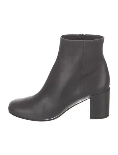 Pre-owned Vince Leather Boots In Gray