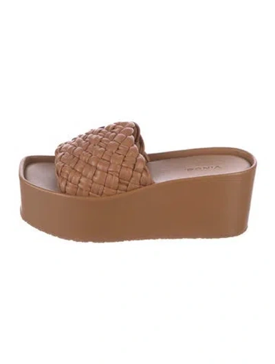 Pre-owned Vince Leather Braided Accents Slides In Brown
