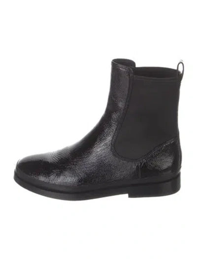 Pre-owned Vince Leather Chelsea Boots In Black