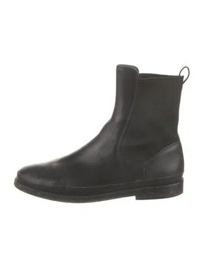 Pre-owned Vince Leather Chelsea Boots In Black