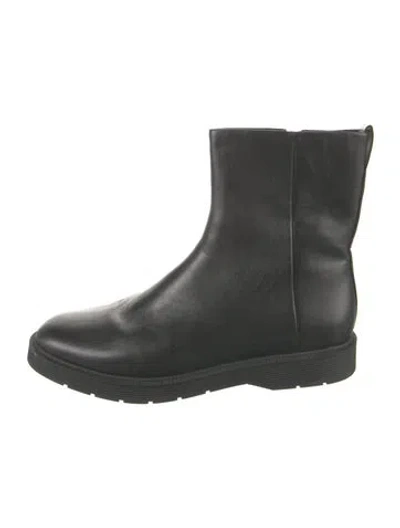 Pre-owned Vince Leather Chelsea Boots In Black