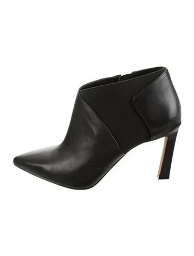 Pre-owned Vince Leather Chelsea Boots In Black