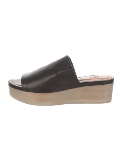 Pre-owned Vince Leather Colorblock Pattern Slides In Neutral