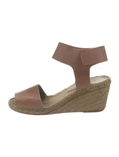 Pre-owned Vince Leather Espadrilles In Neutrals