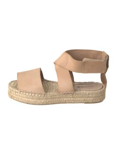 Pre-owned Vince Leather Espadrilles In Neutrals