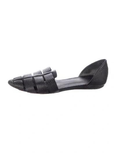 Pre-owned Vince Leather Flats In Black